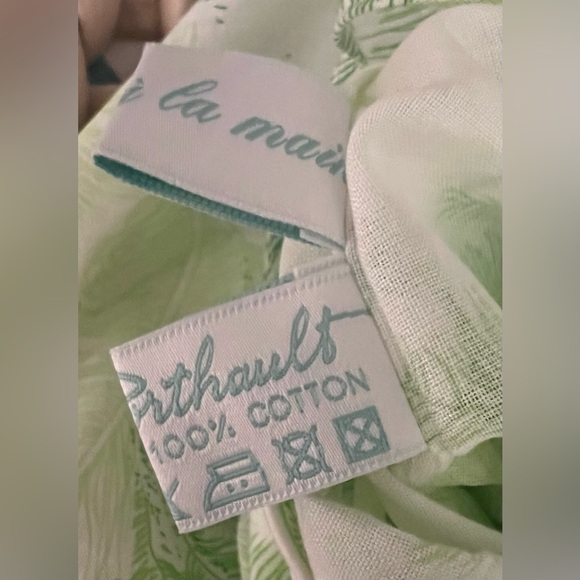 New D. Porthault Paris printed neck roll pillowcase w/ green leaves on white - Picture 5 of 5
